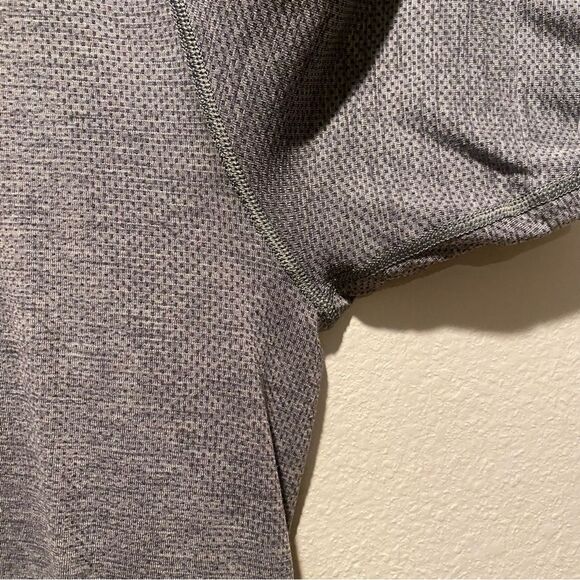 Lululemon Shirt Tech Movement Is‎ Medicine Activewear Gray Large Workout Running - Picture 6 of 12